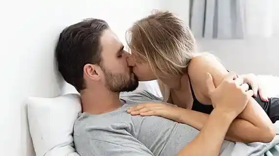 Cara Membuat Pria Bule Jatuh Cinta: Tips Ampuh dan Efektif