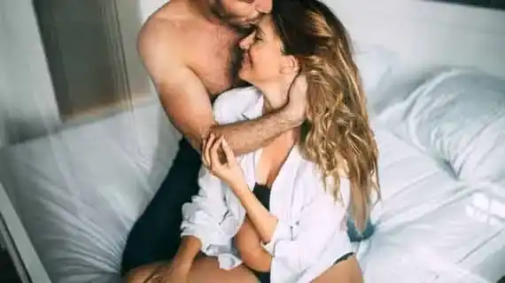 Cara Meluluhkan Hati Wanita Lewat Foto yang Efektif