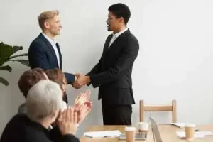 Cara Membuat Orang Tunduk kepada Kita Secara Alami