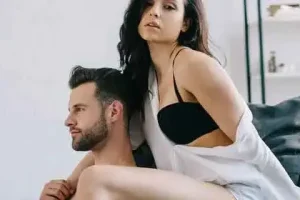 Pelet Wanita dengan Rambutnya: Cara Ampuh Memikat Hati