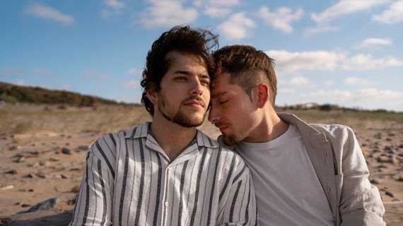 Cara Memikat Hati Pria Normal: Rahasia Spiritual Ampuh dan Alami