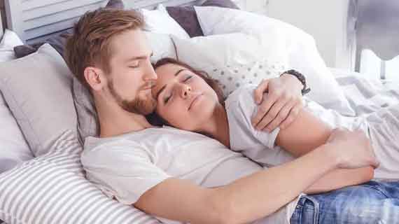 Mantra Pelet Media Foto Ampuh untuk Mengikat Cinta Jarak Jauh
