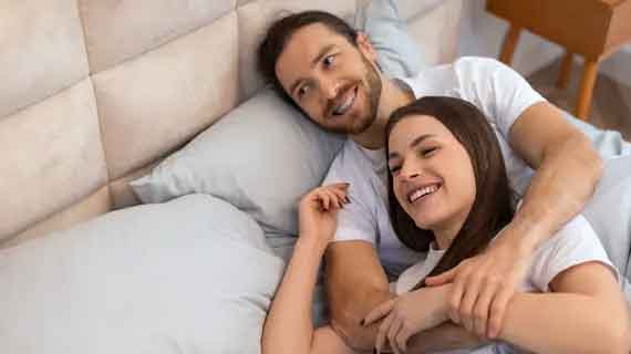 Pengasihan dengan Minyak: Cara Aman Menarik Perhatian Cinta