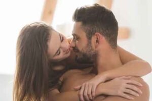 Ajian Pemikat Wanita Lewat Senyum yang Halus dan Mistis