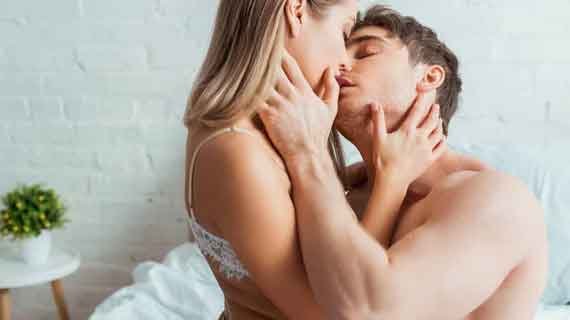 Mantra Pengasihan untuk Memikat Pria Secara Spiritual