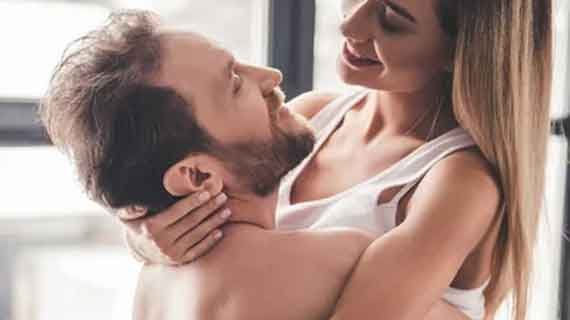 Menyentuh Batin Pasangan Saat Tidur Tanpa Disadari