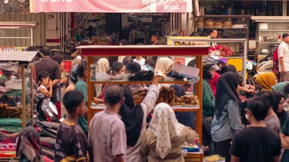 Doa Penglaris Dagangan Ampuh Membuka Jalan Rezeki Alami