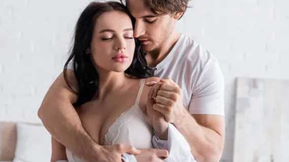 Minyak Wangi Pemikat Lawan Jenis yang Ampuh dan Misterius