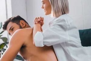Ajian Asmoro Geni: Rahasia Daya Tarik yang Mengagumkan