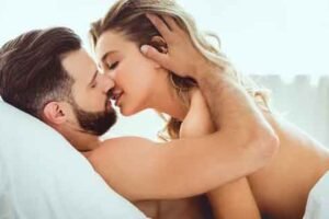 Amalan Memikat Pria Secara Batin agar Tunduk dan Terpikat