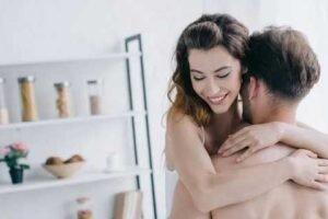 Cara Menarik Hati Seseorang: Strategi Spiritual yang Efektif