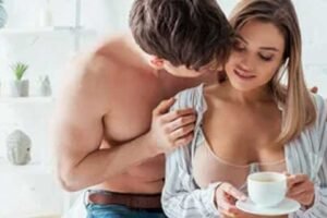 Doa Agar Suami Tunduk kepada Istri dengan Energi Harmonis