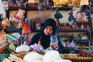 Doa Pelarisan Dagangan Paling Ampuh untuk Penarik Pembeli