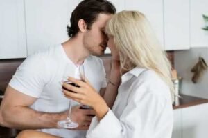 Minyak Gendam Sukma: Pemikat Batin yang Menggetarkan Jiwa