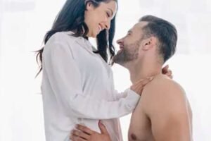 Minyak Wangi Pelet: Rahasia Energi Pemikat yang Halus