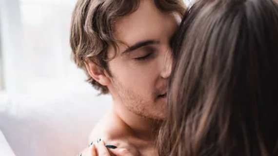 Mantra Agar Wanita Jatuh Cinta: Rahasia Spiritual Terbukti