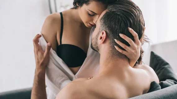 Pelet Agar Wanita Jatuh Cinta kepada Kita Secara Efektif