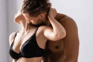 Amalan Lawan Jenis yang Ampuh Membuka Pintu Hati