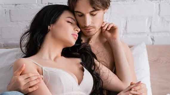 Doa Agar Suami Mencintai Istri Lebih Dalam dan Tulus