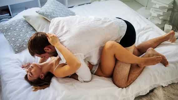 Ajian Semar Mesem Ampuh: Daya Tarik Batin Menyentuh Sukma