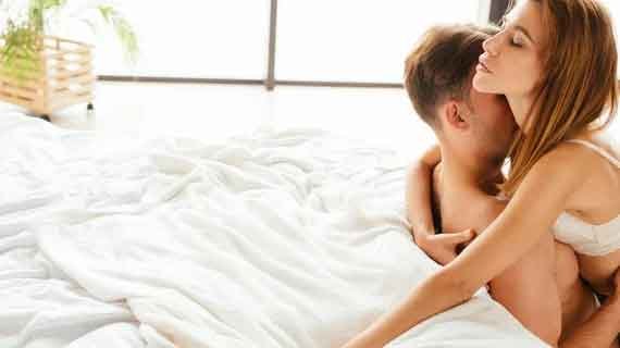 Ajian Tepuk Bantal Kejawen: Teknik Memikat Lewat Energi Tidur