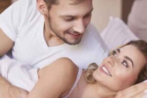 Cara Membuat Wanita Merasa Nyaman dan Dicintai