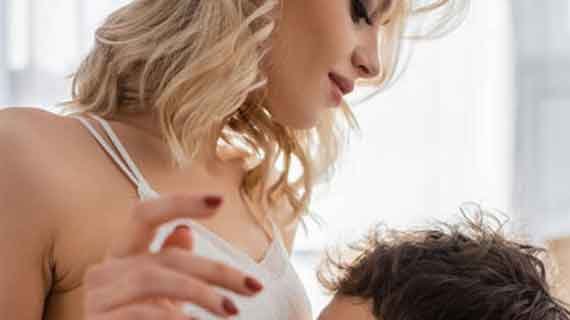 Pelet Pengasihan Tepuk Bantal: Pikat Sukma Lewat Mimpi