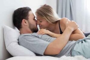 Pengasihan Damar Wulan: Rahasia Aura Cahaya Bulan