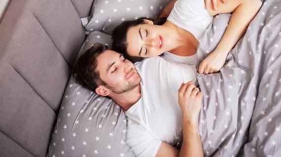 Cara Agar Tidak Terlihat Posesif Banget