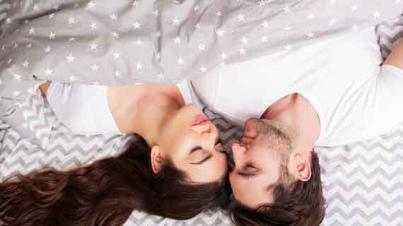 Cara Melamar Kekasih Paling Romantis