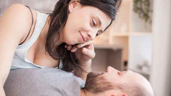 Cara Menghadapi Pria Super Sibuk