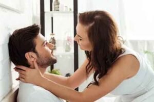 Cara Menyikapi Wanita yang Plinplan