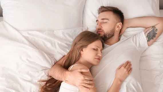 Memahami Alasan Pria Menjauh Perlahan