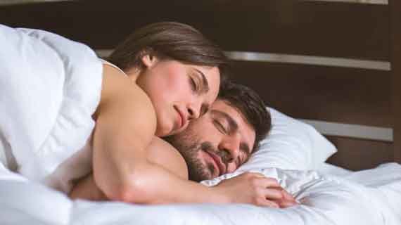 Tips Menghadapi Tekanan Sosial Belum Menikah