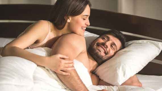 Tanda Wanita Hanya Menganggap Teman