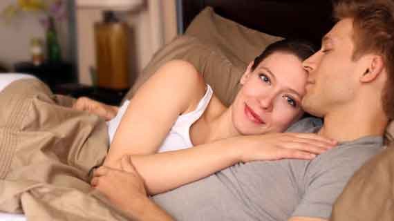 Tips Memberikan Kejutan Untuk Pasangan Tercinta