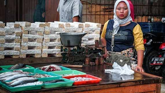 Air doa untuk penglaris penarik rezeki dagang