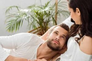 Cara Menggunakan Minyak Bulu Perindu Sebagai Parfum Aura