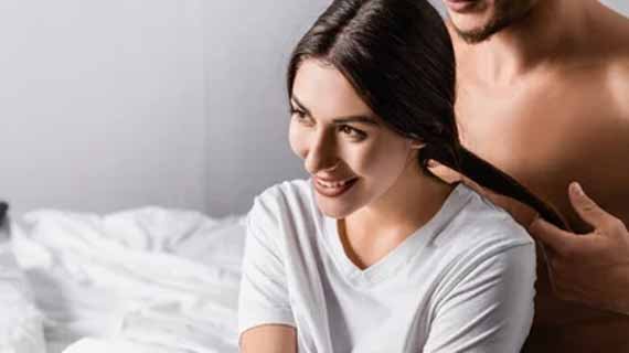 Dukun santet online dan fenomena mistis modern