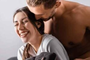 Doa Untuk Menaklukan Hati Pasangan Mengunci Rasa